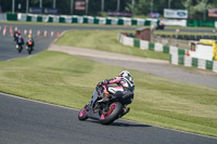 enduro-digital-images;event-digital-images;eventdigitalimages;mallory-park;mallory-park-photographs;mallory-park-trackday;mallory-park-trackday-photographs;no-limits-trackdays;peter-wileman-photography;racing-digital-images;trackday-digital-images;trackday-photos